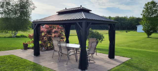 Serene Backyard Gazebo With Big Yard
