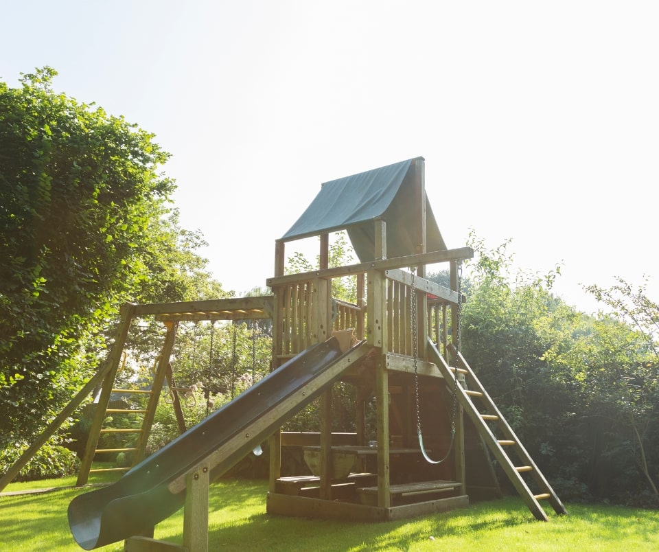 backyard children's play structure jungle gym