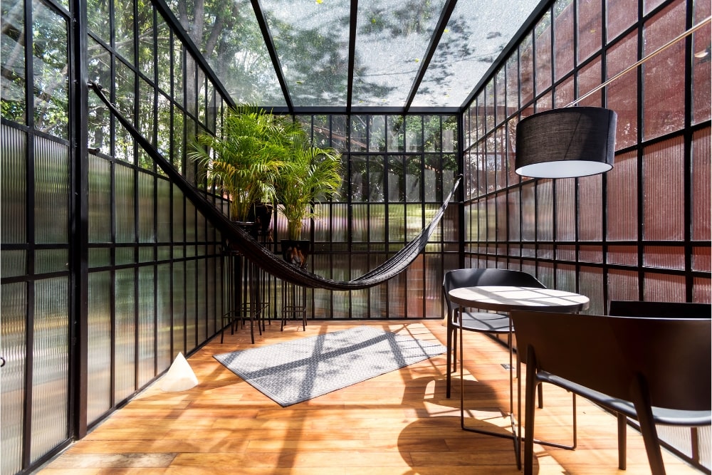 solarium lounge